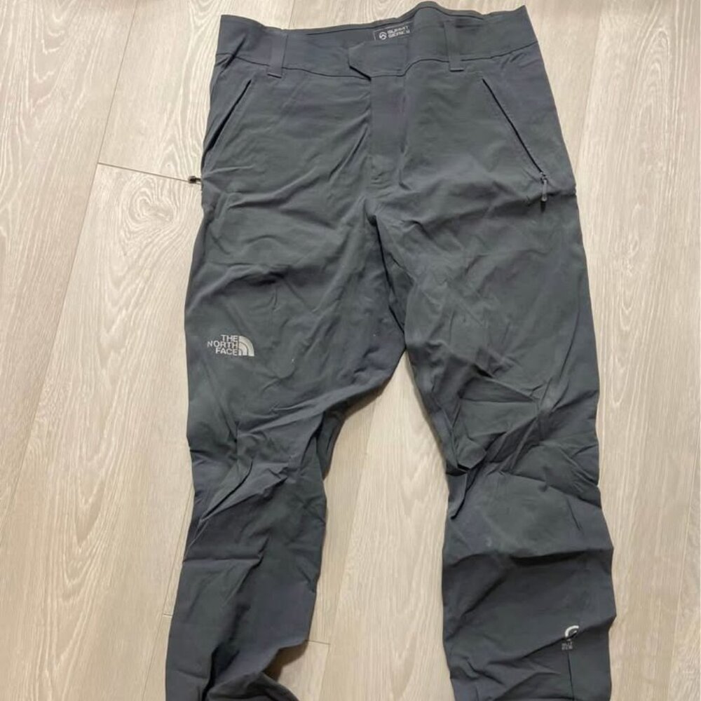 Men’s climbing pants summit series north face size 32